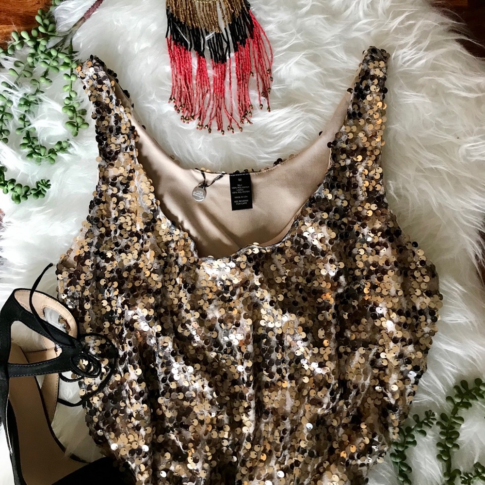 Black & Gold Sequined Mini Dress - Picture 2 of 2